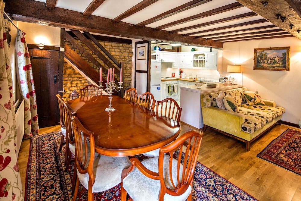 River Nene Cottages 23/50