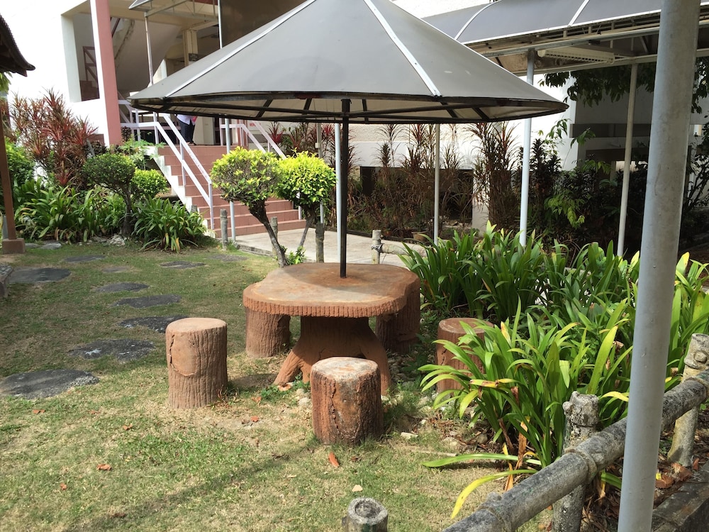 International House 41/49