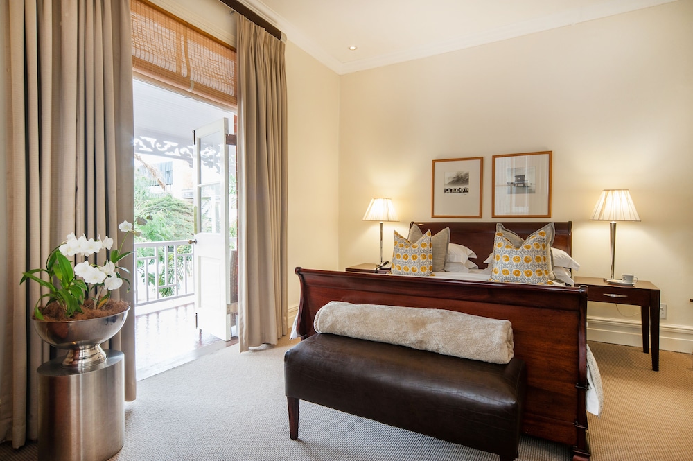 Quarters Hotel 28/32