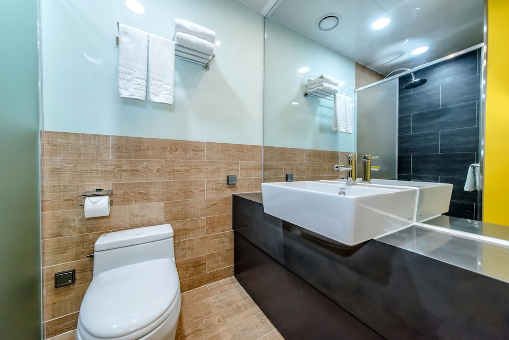 CO-OP CITY HOTEL SEONGSAN 64/71