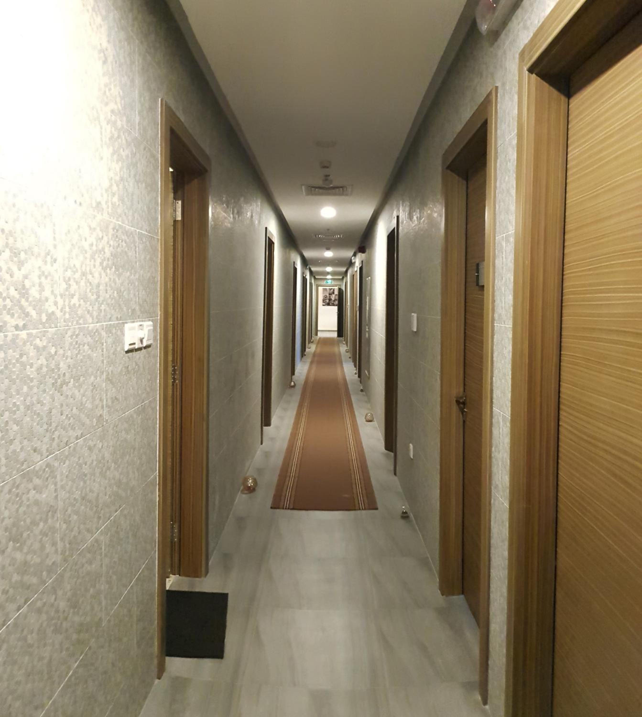 BW Suites & Spa 27/60