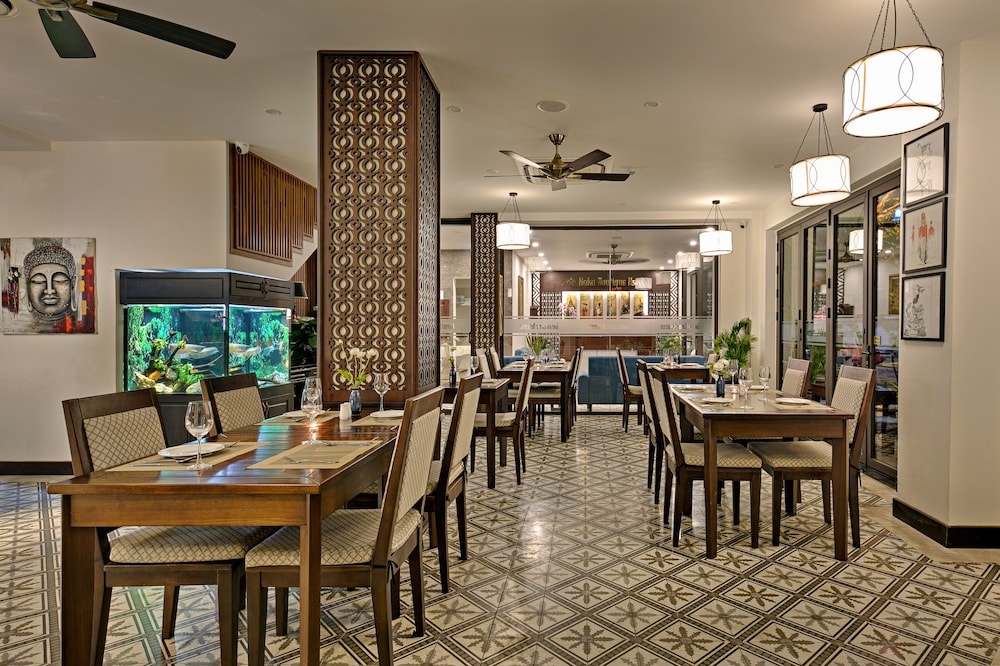 Haka Hotel & Apartment 30/50
