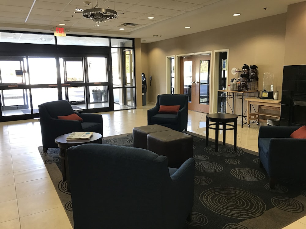 Comfort Inn Louisville Southwest 22/34
