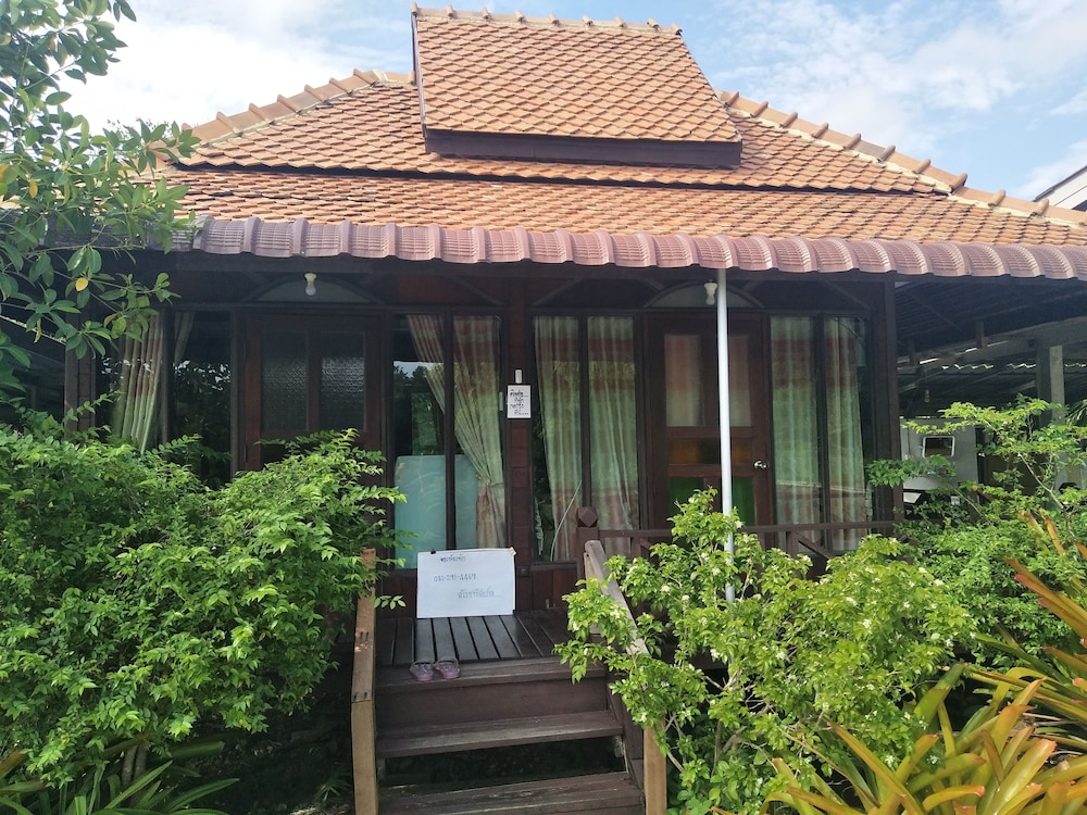 Sarocha Resort Rayong 22/28