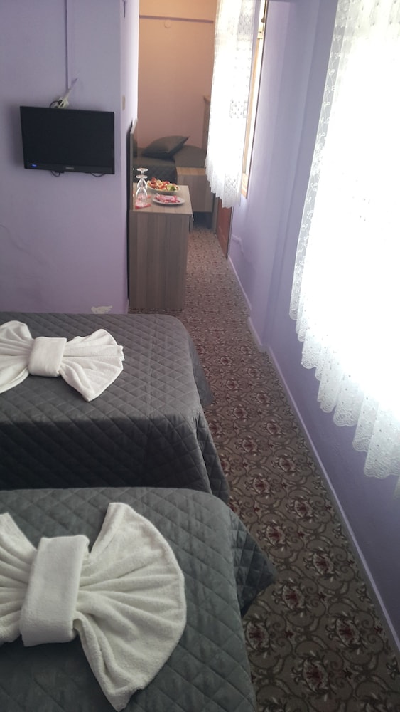 ALBERGO CESME 26/50