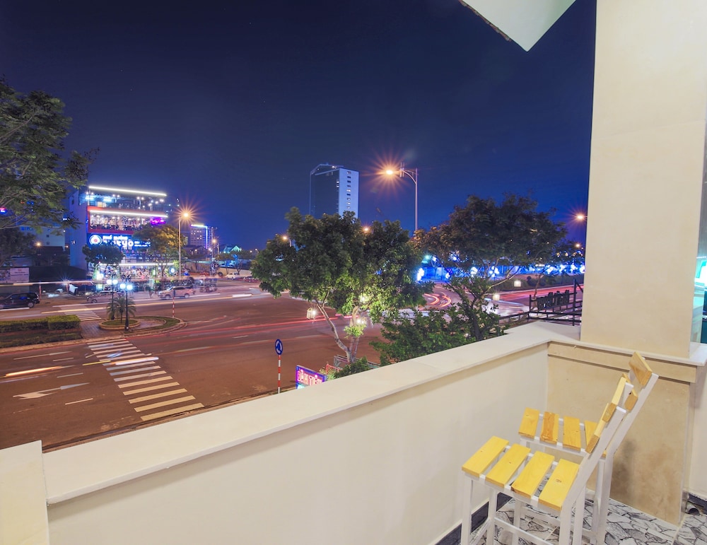 Dam Tien Hotel 47/50