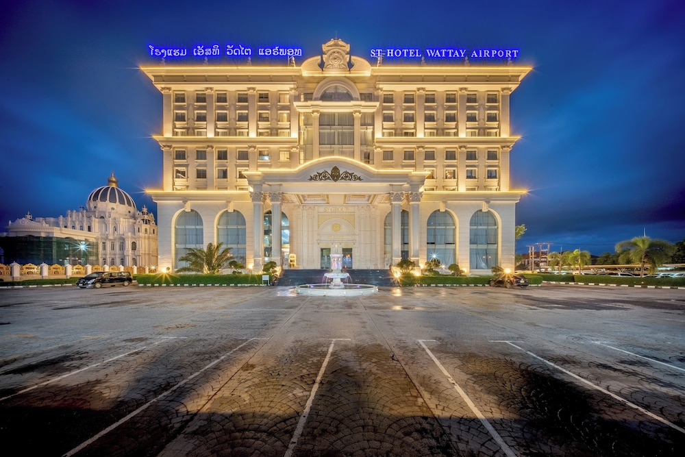 ST Hotel Wattay Airport 4/64