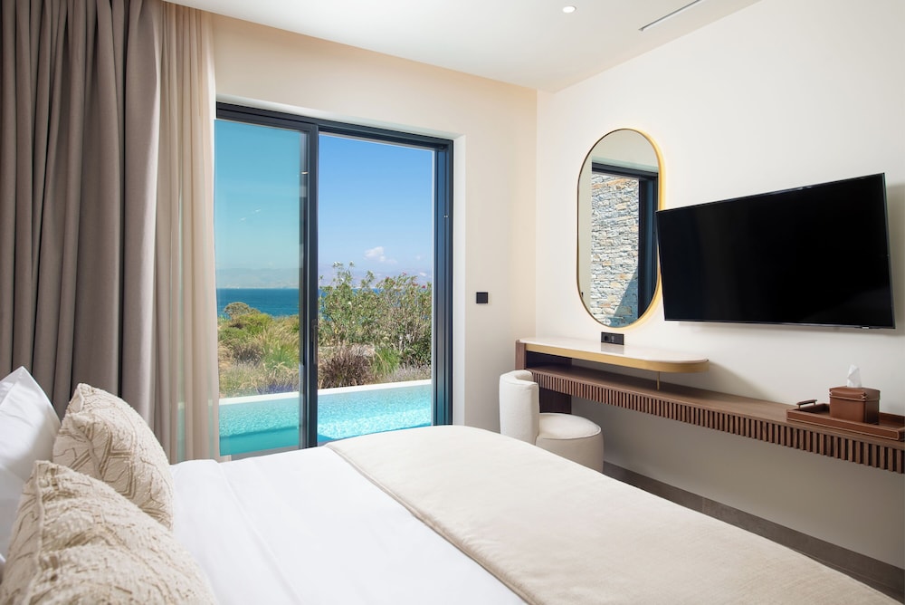 Vip, Suite, King Bed, Sea View, Sofa, Private Pool