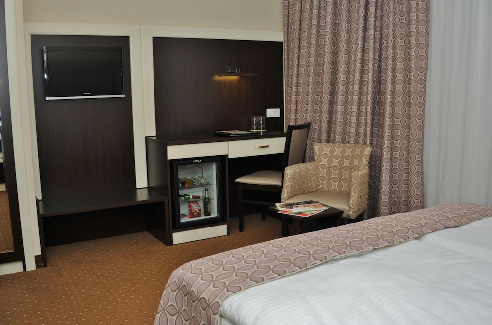Hotel Atlas Halle 18/71