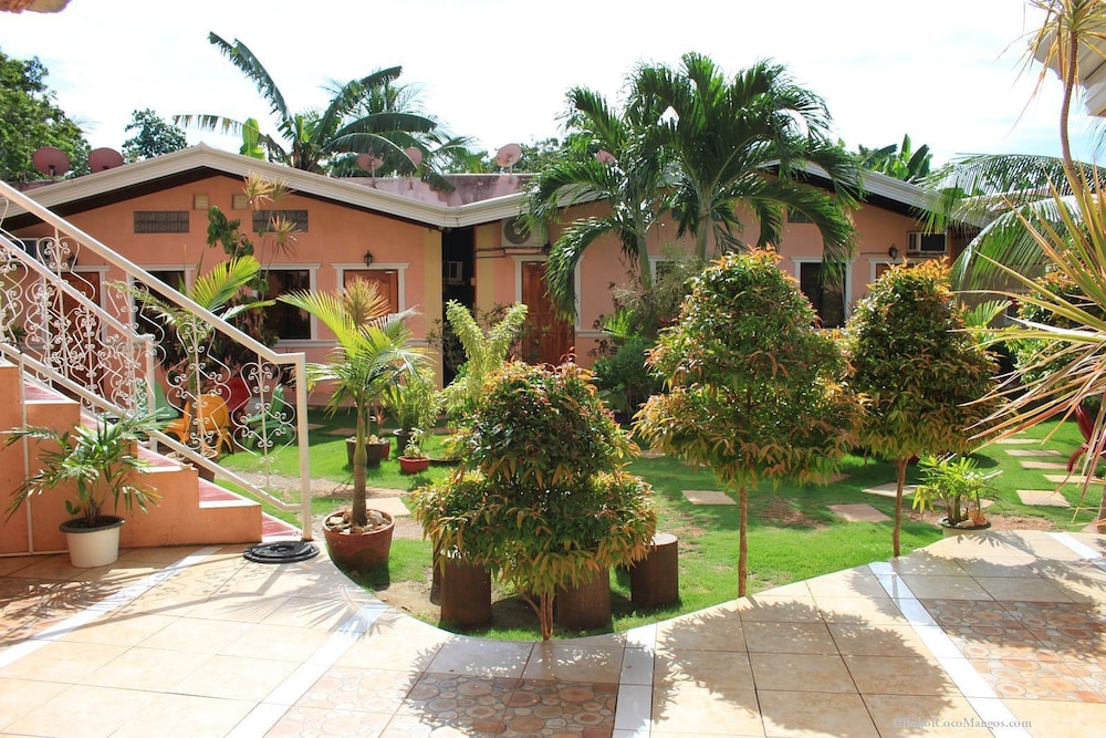 Coco Mango's Place 63/66
