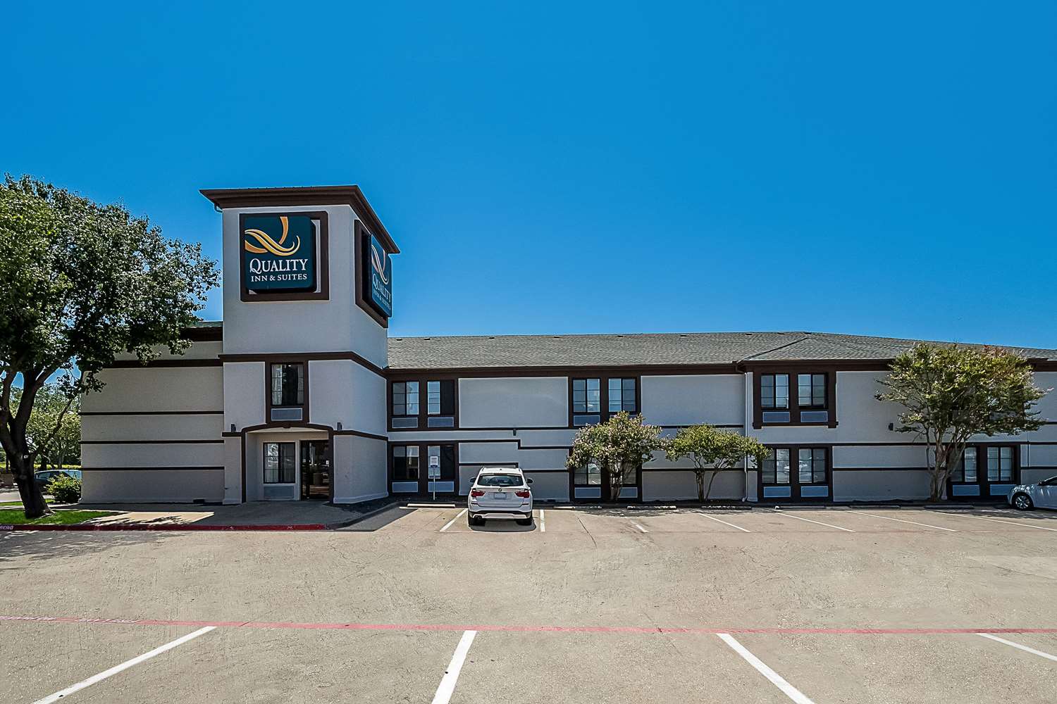 Quality Inn & Suites Irving DFW Airport South 33/34