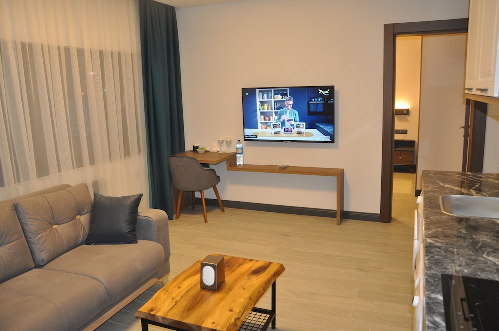 Golaz Suit Otel 30/43