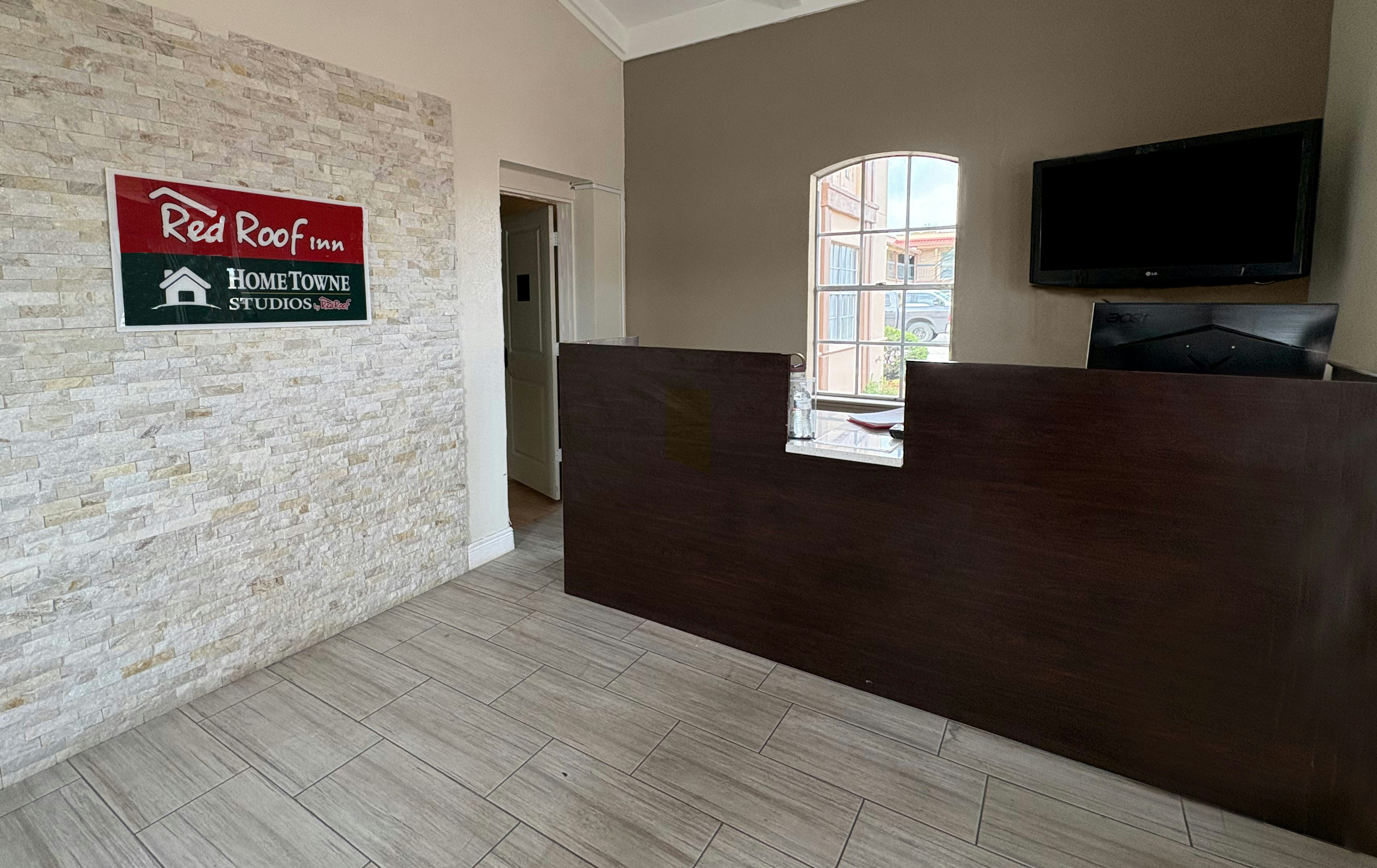 Red Roof Inn San Antonio - South Park 1/5