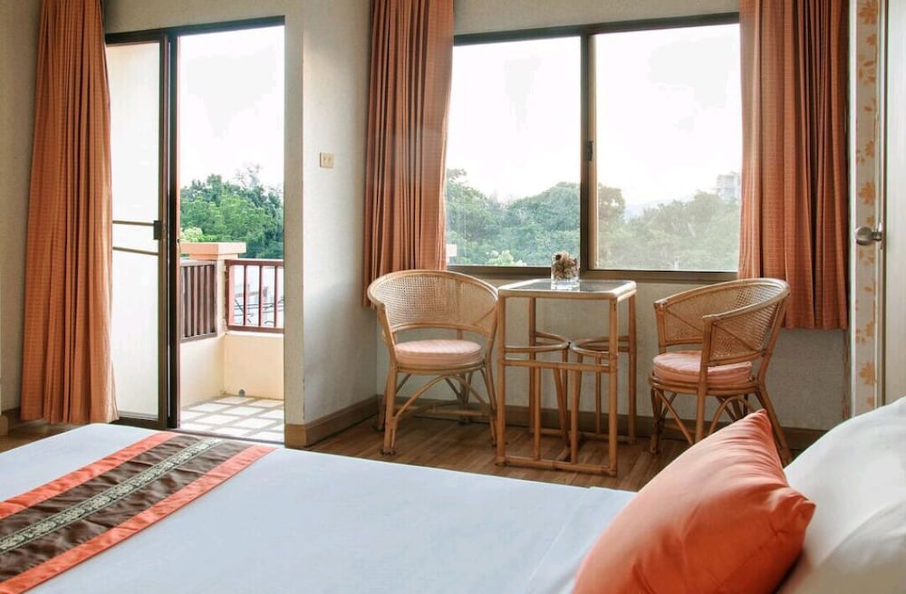 Takiab Beach Resort 37/64