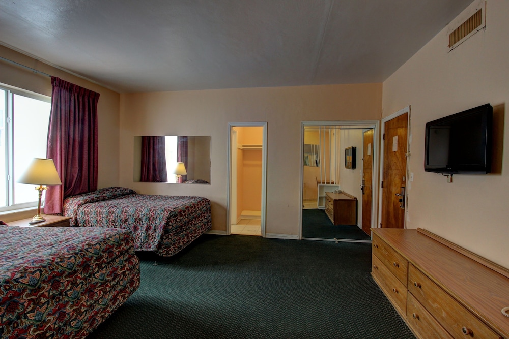 Suite, 2 Double Beds