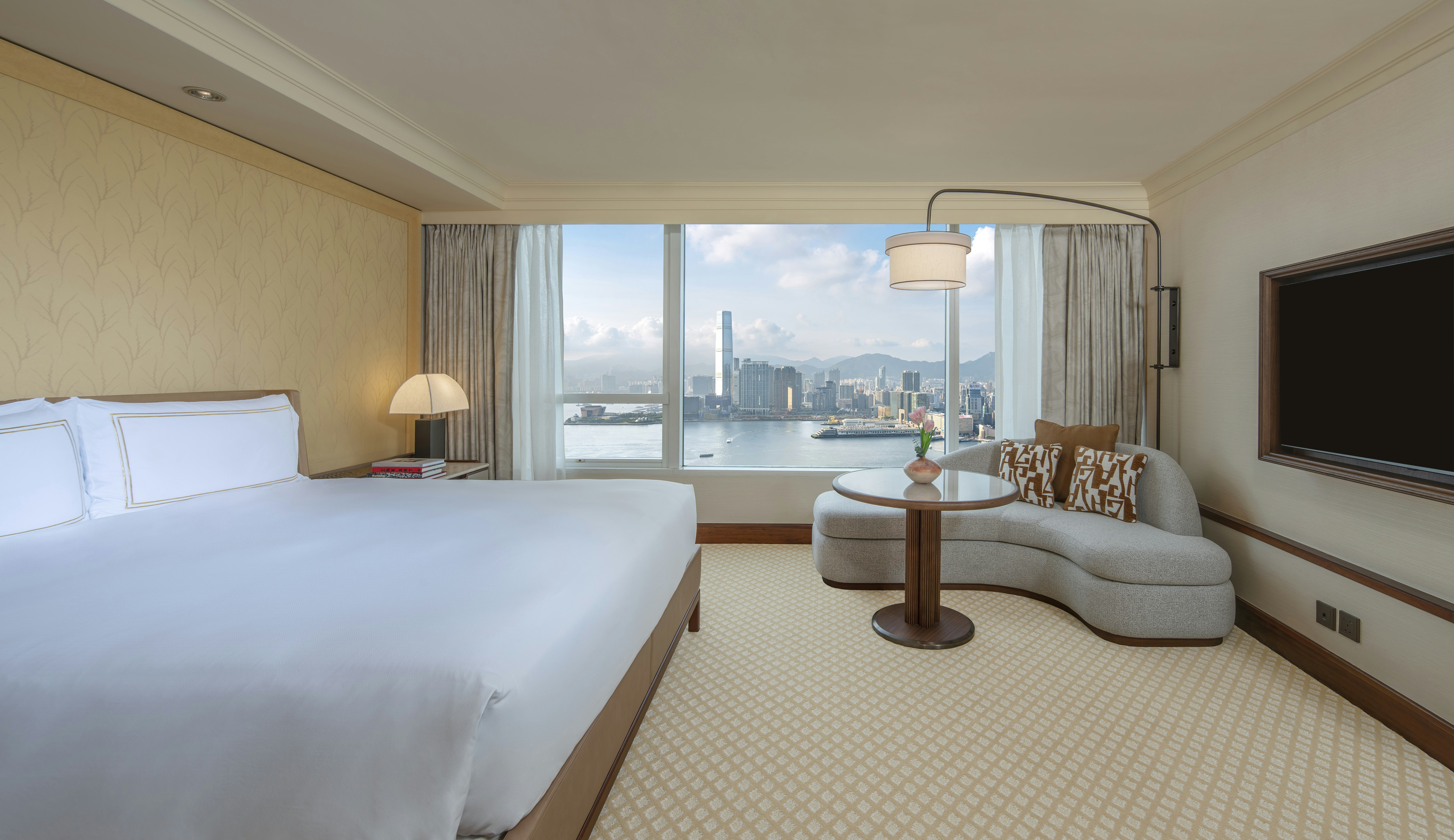 PREMIUM, KING BED