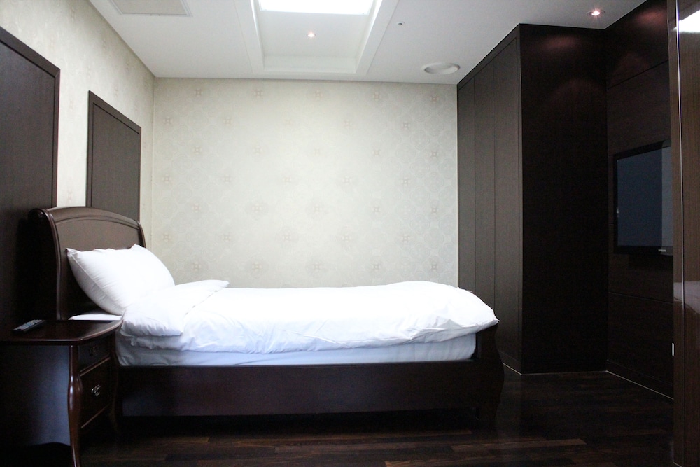 High Castle Resort Jeongsun 20/65