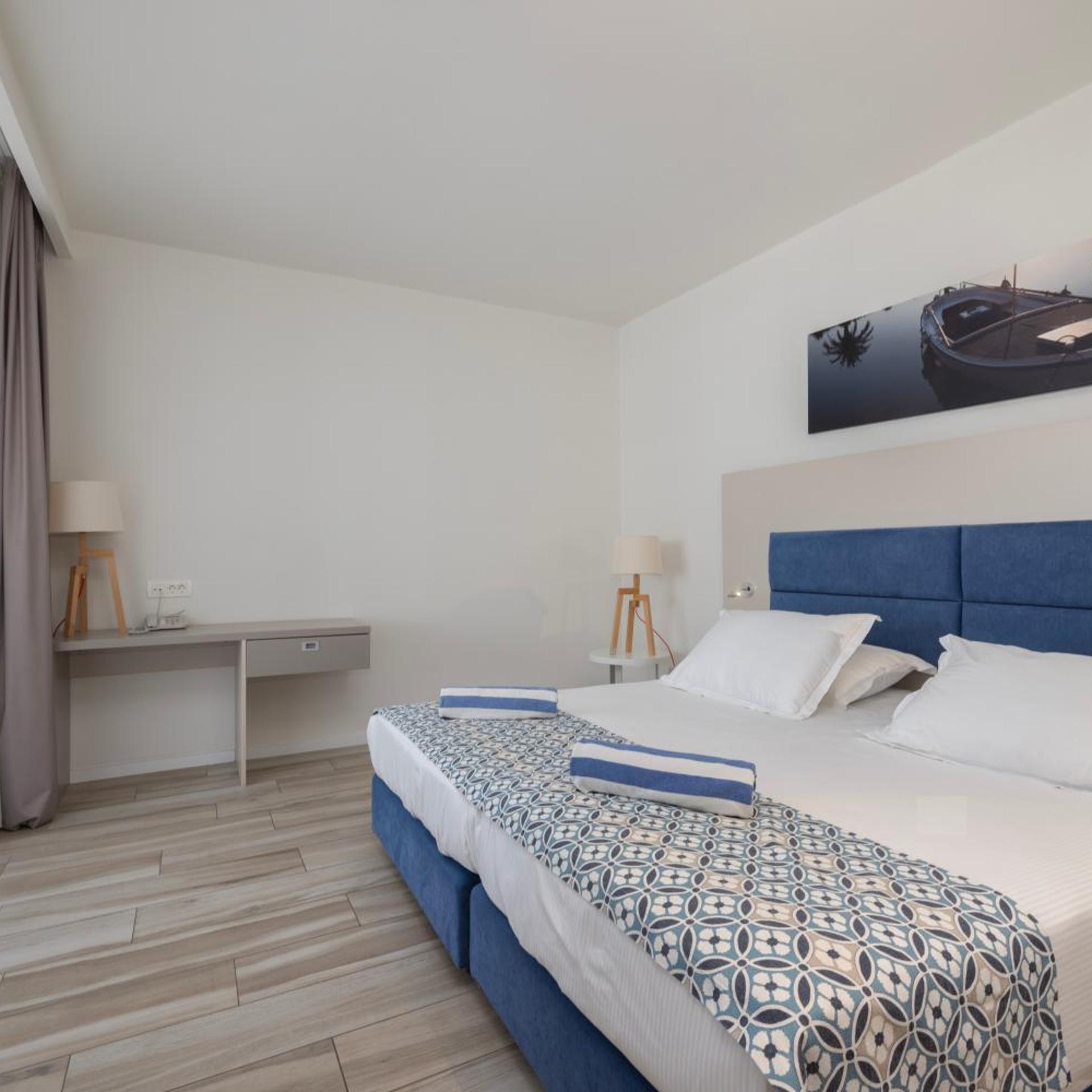1 Bedroom, Deluxe, Apartment, Side Sea View