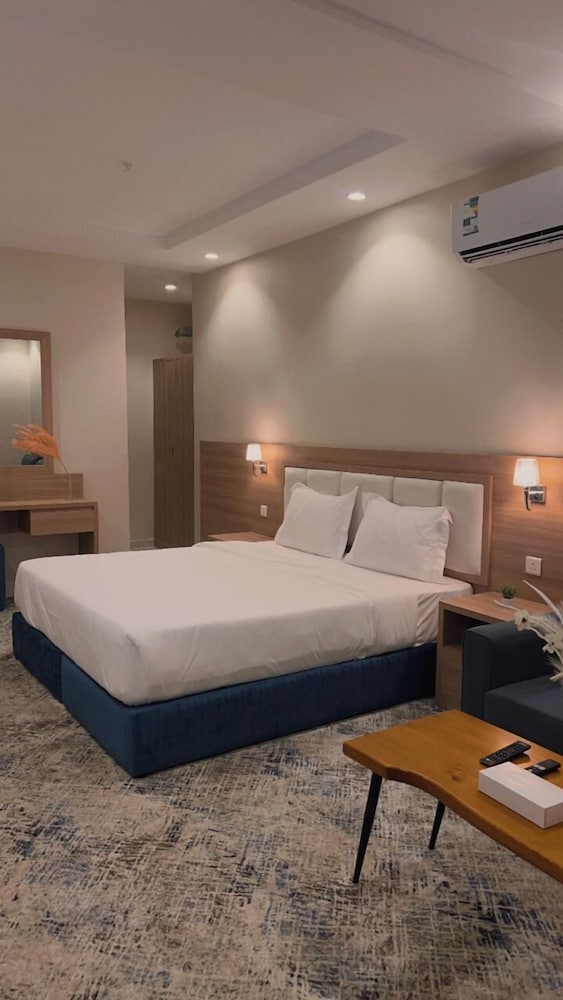 Holiday Plus Mishrifah Apartments 18/36