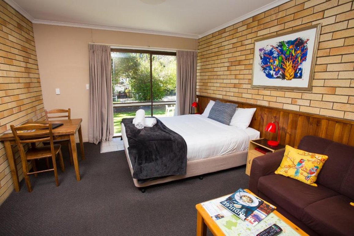 Motel Glenworth 7/34