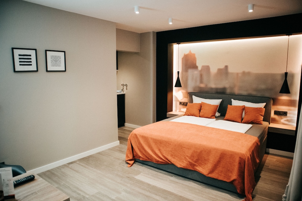 JustStay Ratingen Hotel & Apartments 14/50