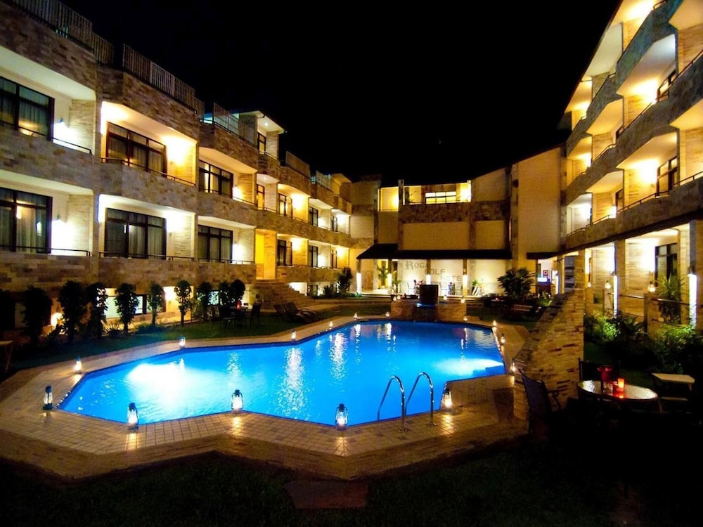 Roca Golf Hotel 5/36