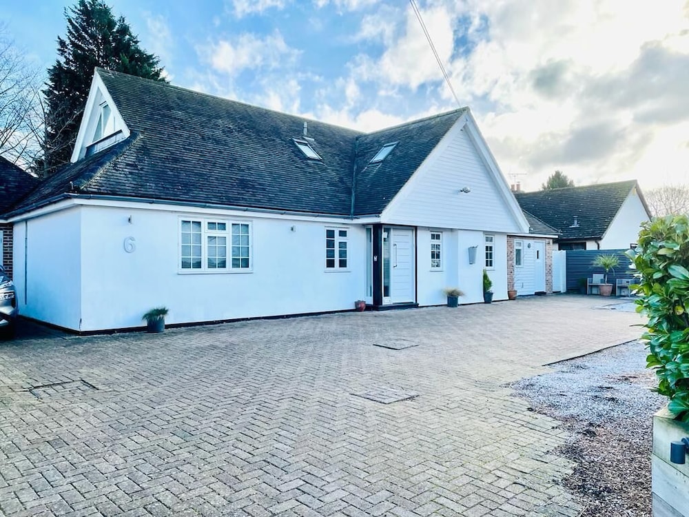 The Thorpe Guest House 33/41