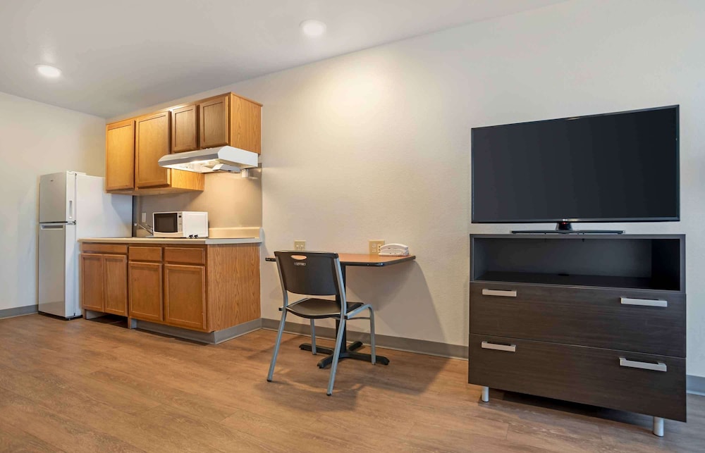 Extended Stay America Select Suites Panama City Callaway 29/47
