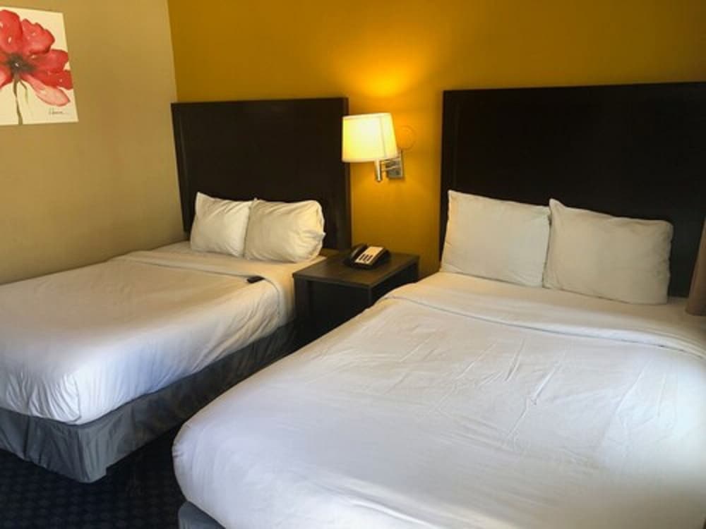 Howard Johnson by Wyndham Odessa TX 22/49
