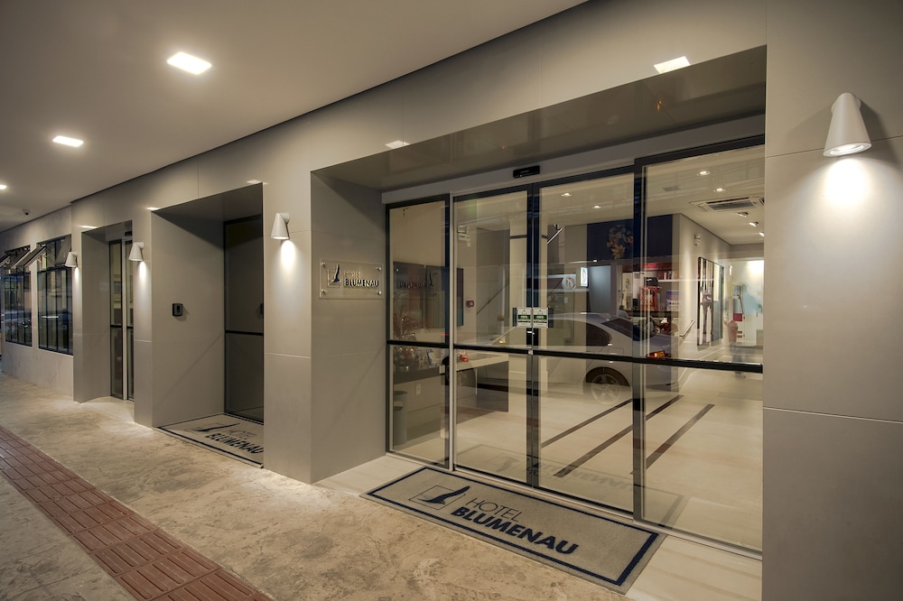 Hotel Blumenau 4/63