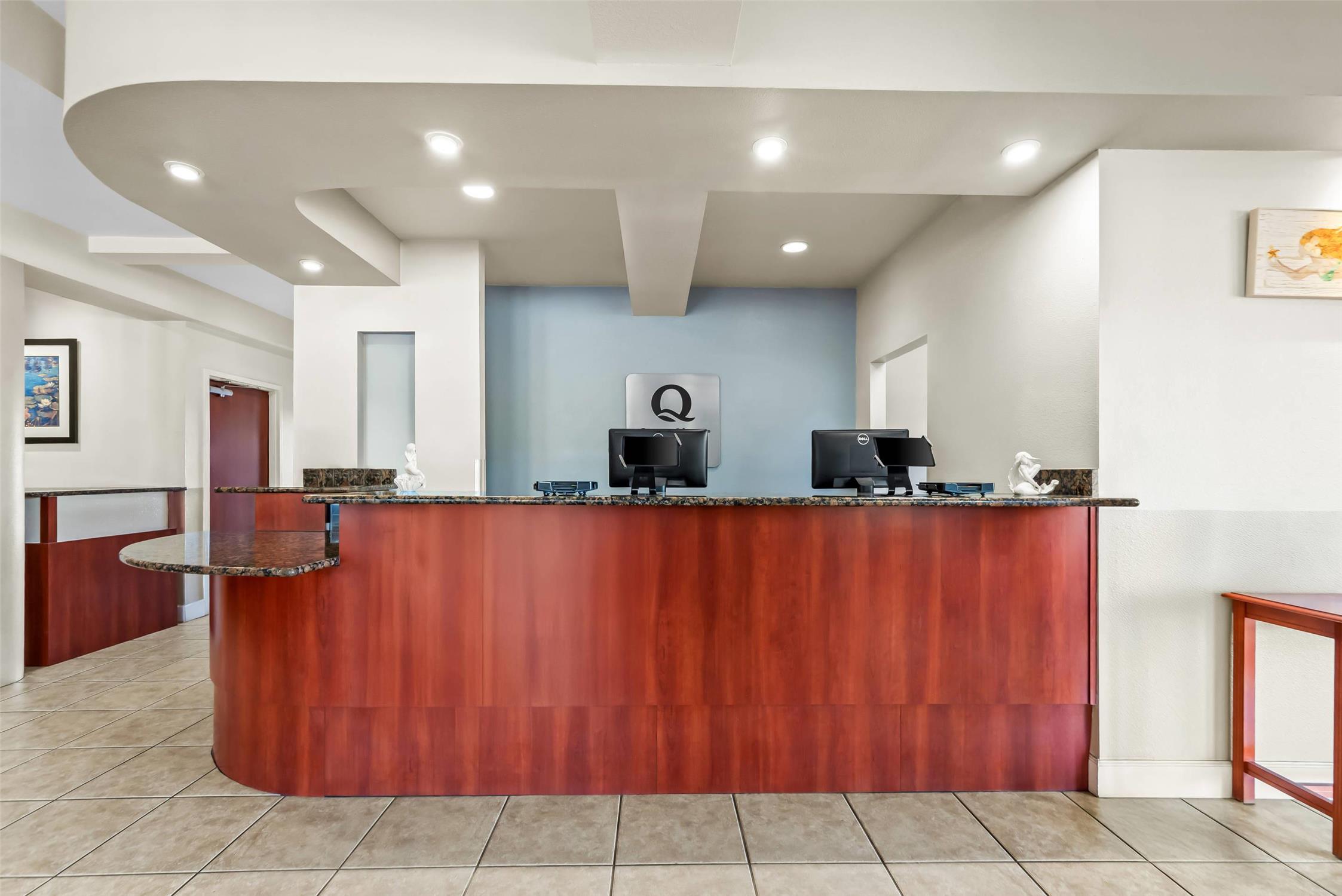 Quality Inn Weeki Wachee - Spring Hill 6/52