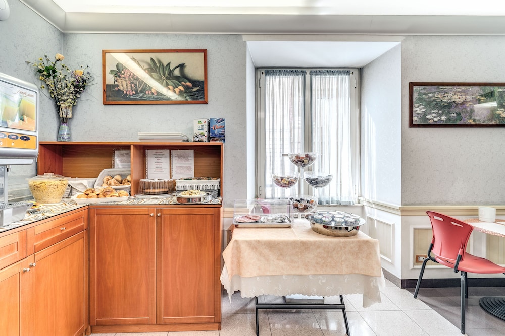 Hotel Milo 40/50