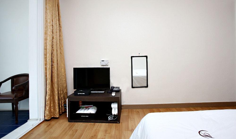 Manripo Hotel 23/49