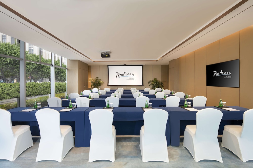 Radisson Suzhou 35/50