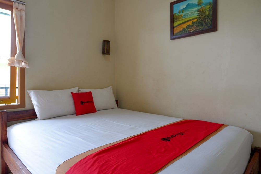 Reddoorz Jalan Parangtritis 24/56