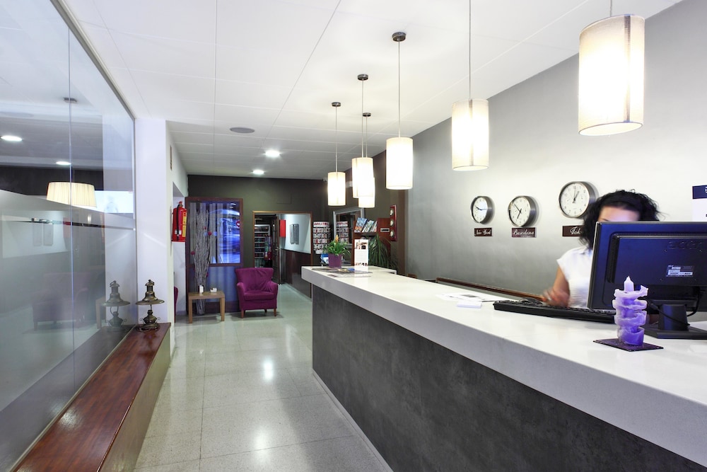 Norai Hotel 8/23