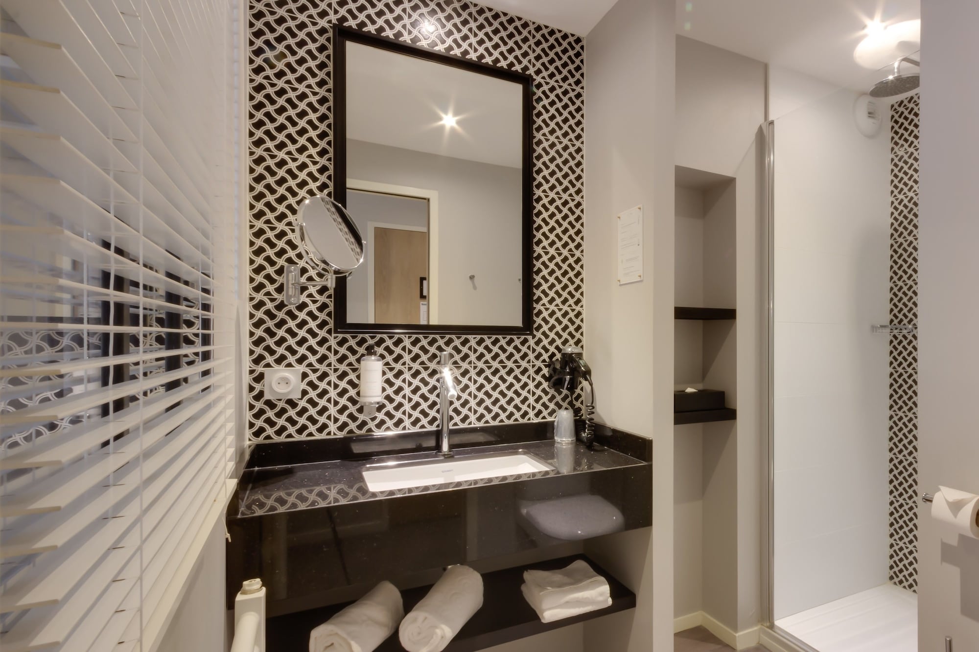 جناح جونيور بسرير كينج مع أريكة، Hotel Les 2 Villas 7/10
