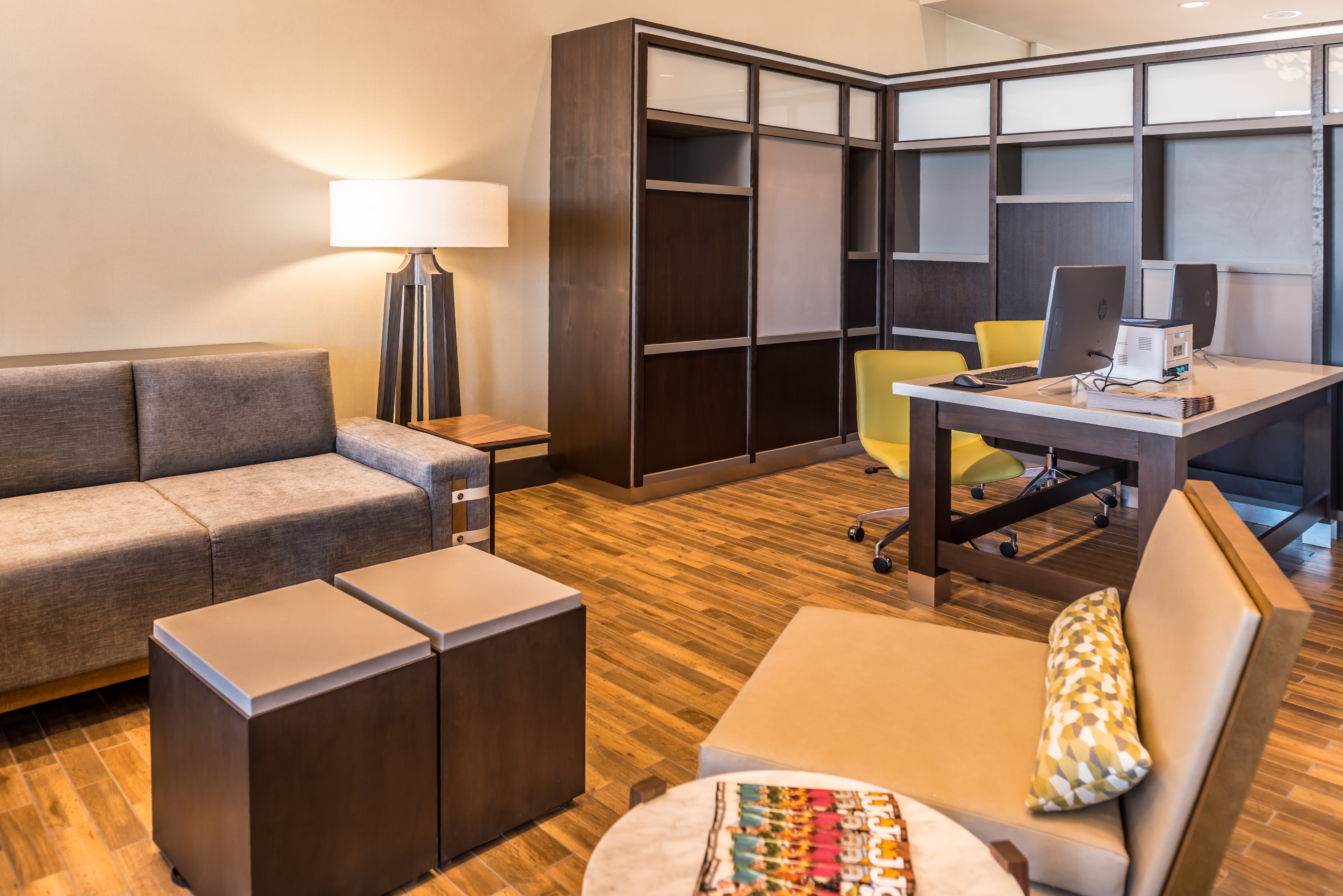 HOLIDAY INN JOPLIN 47/71