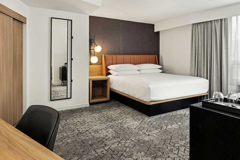 Room at Sheraton Minneapolis Downtown Convention Center, MINNEAPOLIS - MN