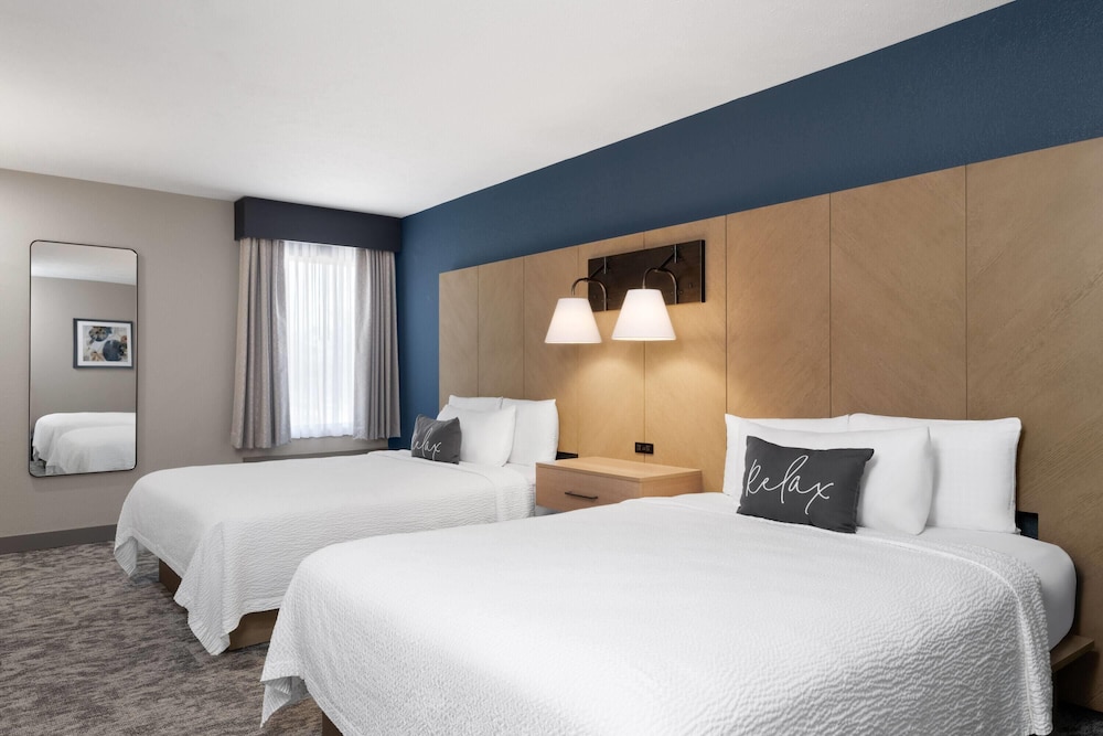 Eastland Suites Hotel & Conference Ctr, Trademark by Wyndham 22/69