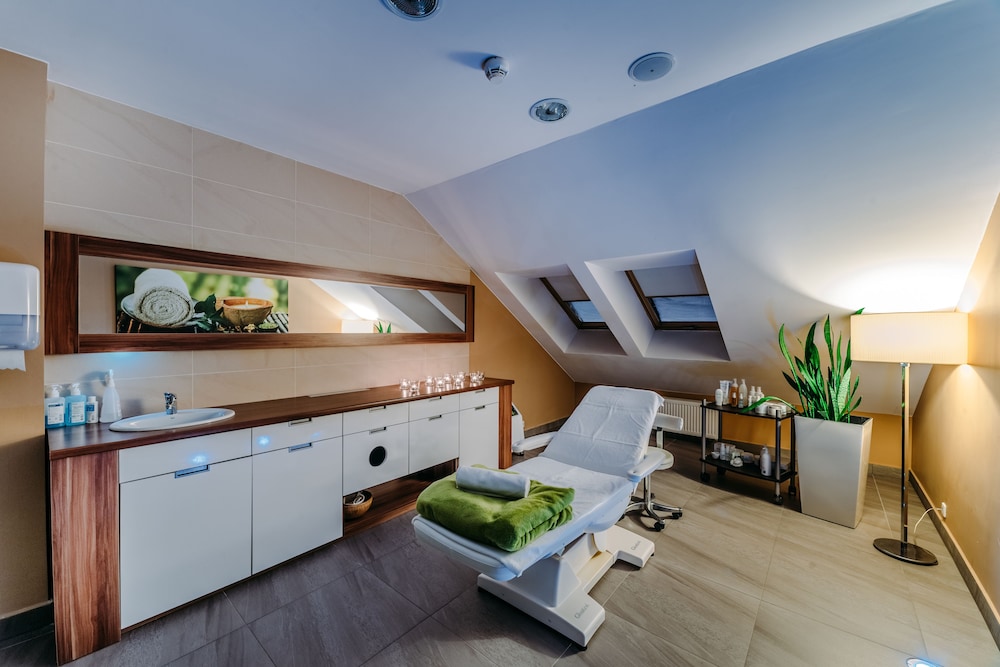 Hotel Mikolajki Resort by DeSilva 12/50