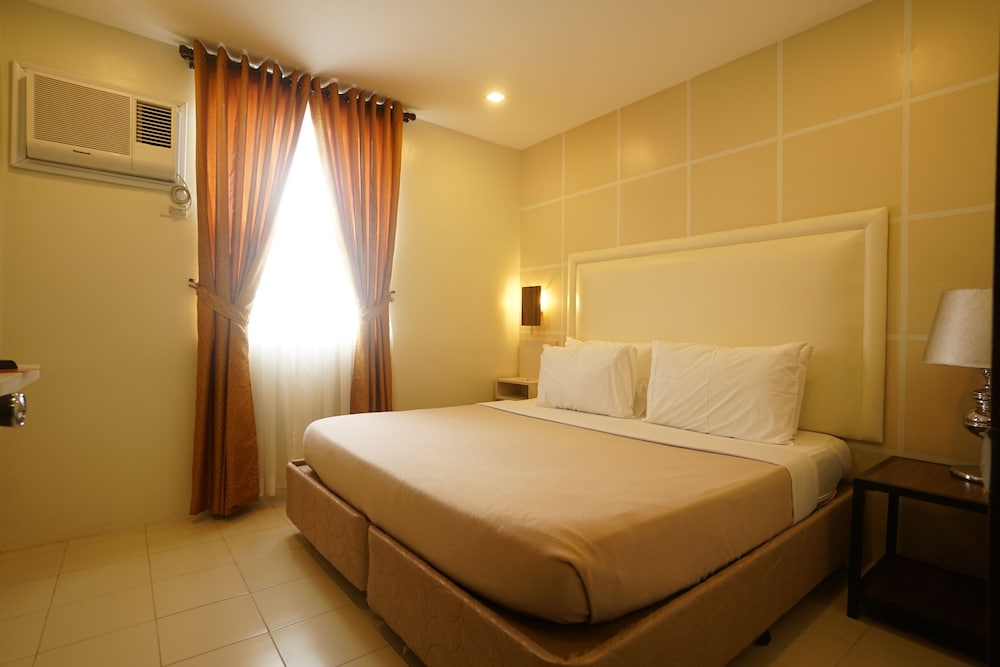Cebu Uncle Tom's Cabin Hotel 14/66