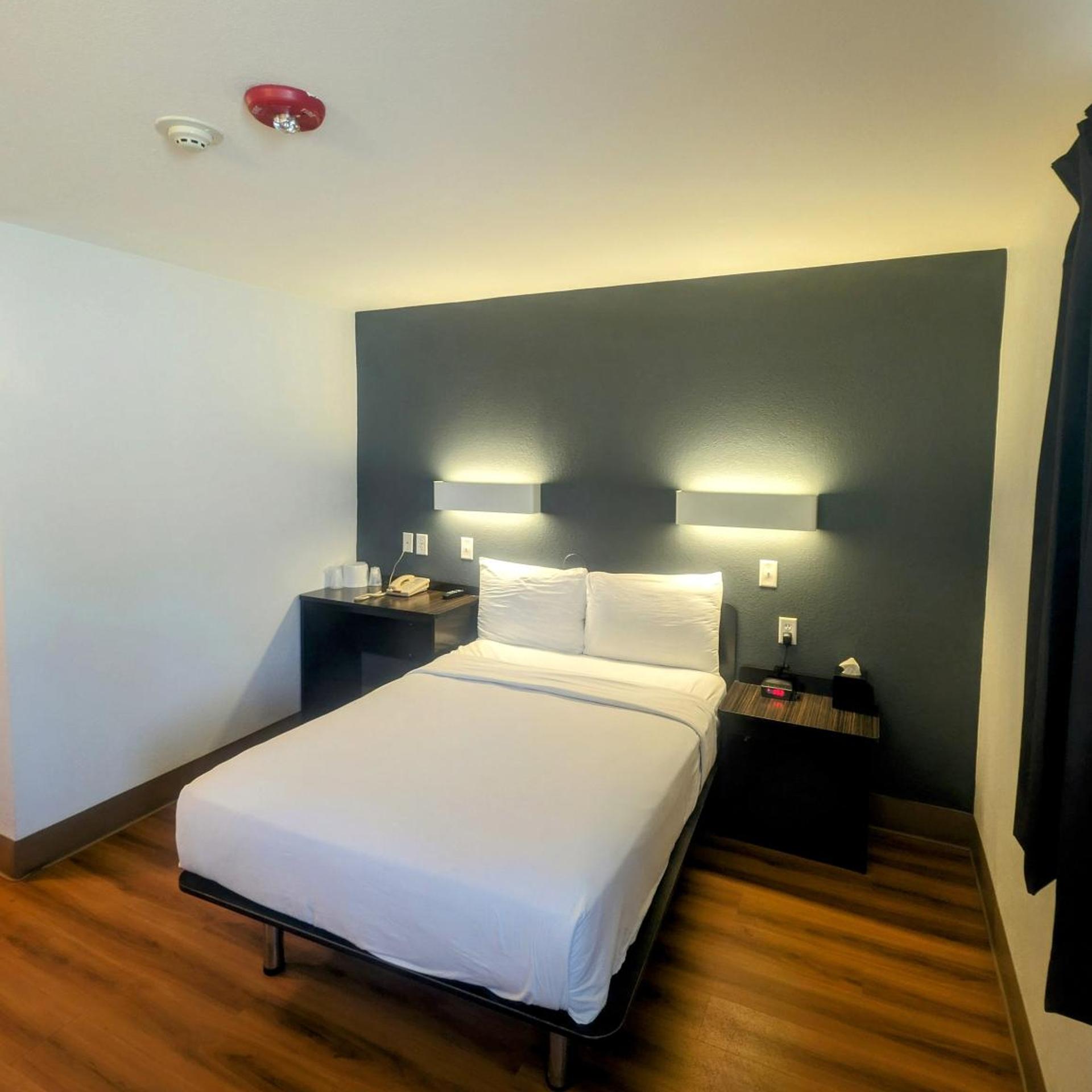 Room, Double Bed, Pet Friendly, Accessible