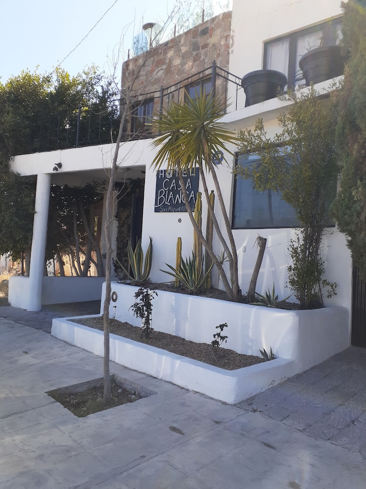 Hotel Casa Blanca San Miguel 40/50