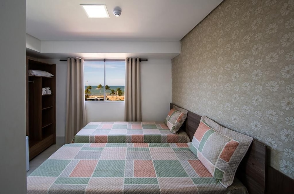 Tambau Beach Hotel 2/23