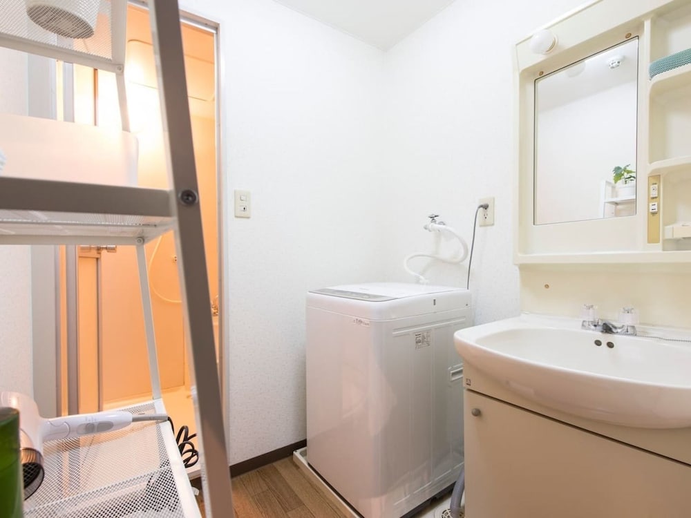 Daikoku Hostel 54/57