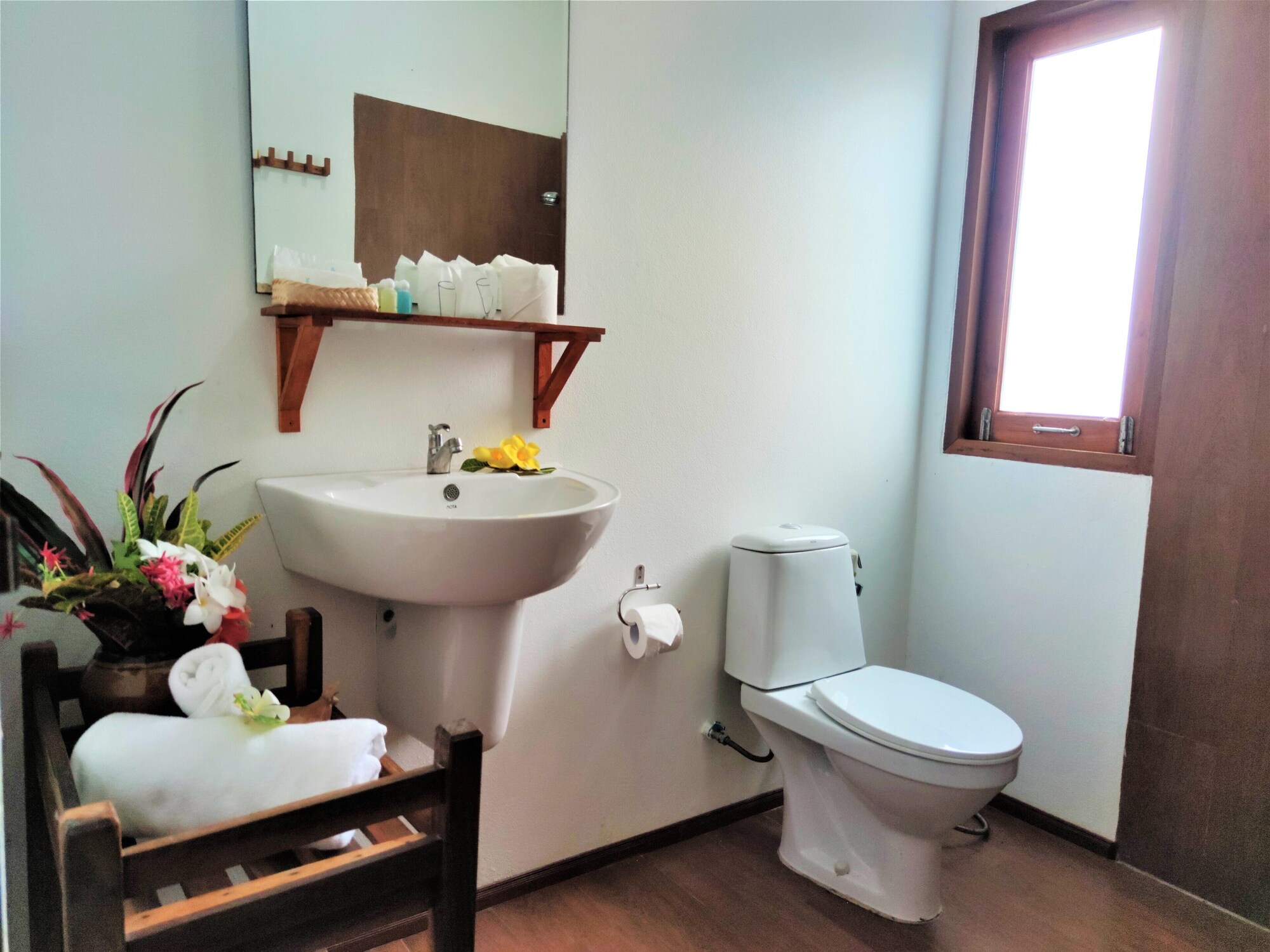 2 Bedrooms, Villa, King and Queen Bed, Park View, Smoking