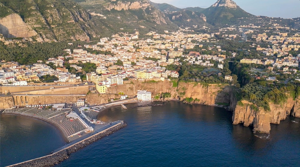 Hotel Giosue A Mare 47/50