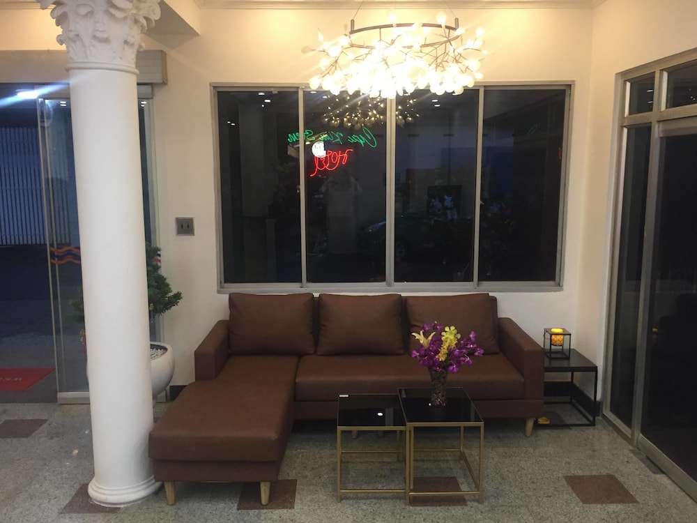 Cuu Kim Son Hotel 36/43