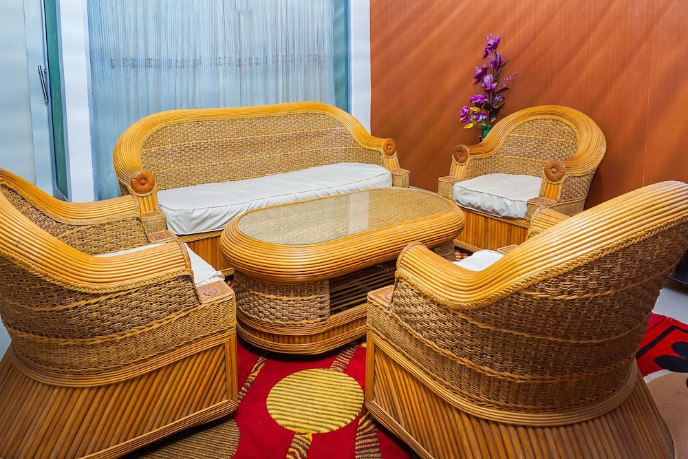 Hotel O Padang City Center Near Pantai Padang Formerly Hotel Siti Nurbaya 38/49